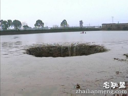 600x450_BJAFRQUV00AP0001