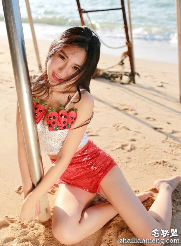 美女绮里嘉性感翘臀内衣诱惑写真7