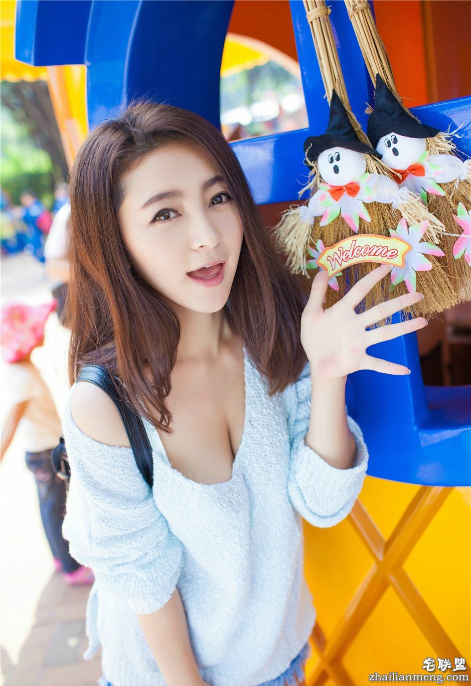 清纯可爱性感美女夏茉GIGI游乐场搞怪卖萌集6