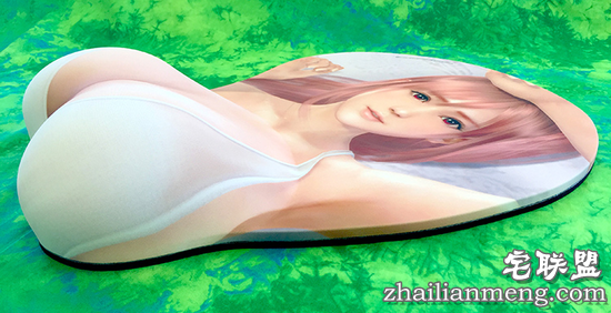 这款绅士向的游戏又出了新的鼠标垫，只不过...