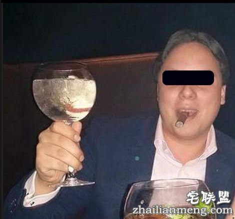 以视屏截图作付款证明，“帅哥”骗吃骗喝，从荷兰骗到比利时