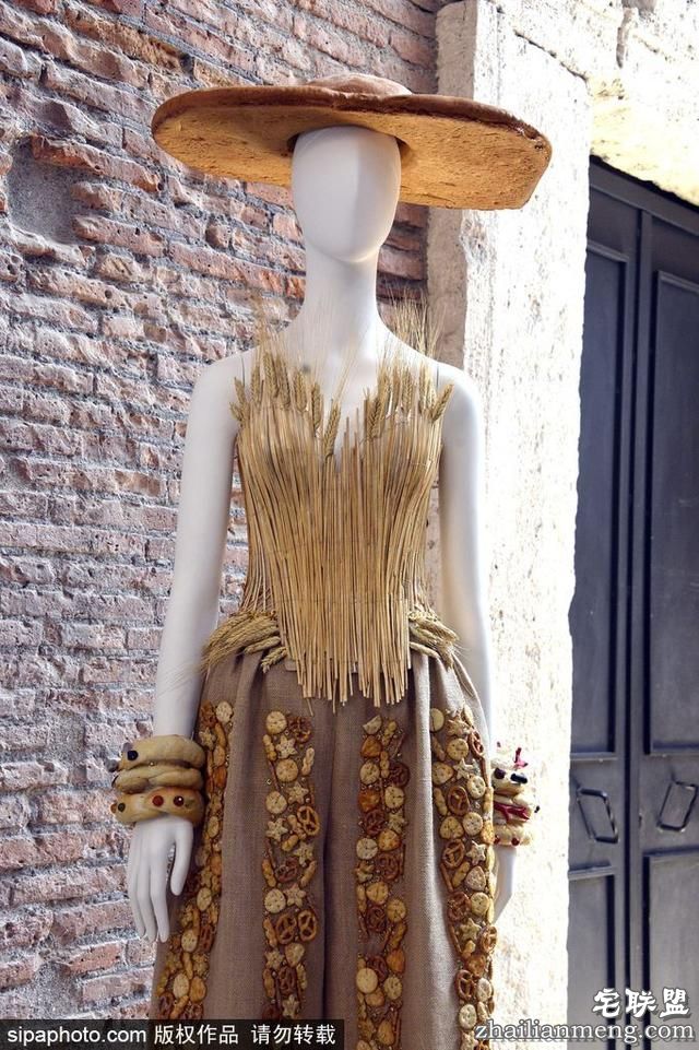 晒晒国外那些雷瞎双眼的奇装异服