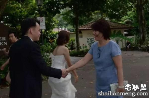 把结婚照拍成这样，摄影师你出来！