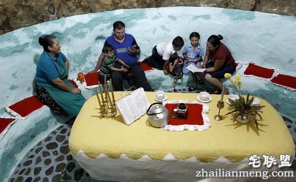 男子不停在这挖掘所有人以为他疯了，12年后被他的成品惊掉下巴