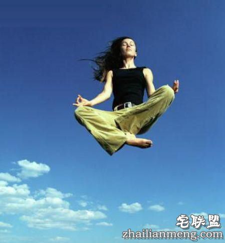 神奇的人体漂浮令人看得目不转睛！