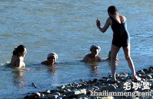 揭藏族男女共浴的沐浴节来历与习俗!