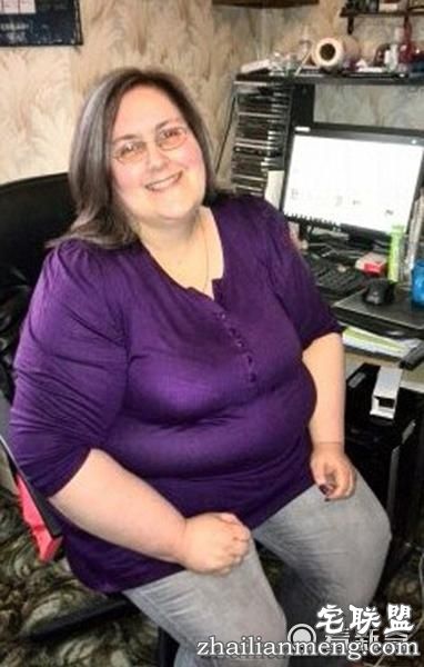 英女子减肥70公斤并出轨 竟邀前夫参加婚礼