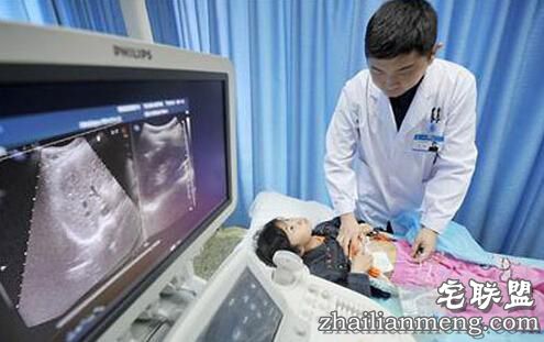 13岁小女孩肚子里有蛇 医生当场吓傻了!