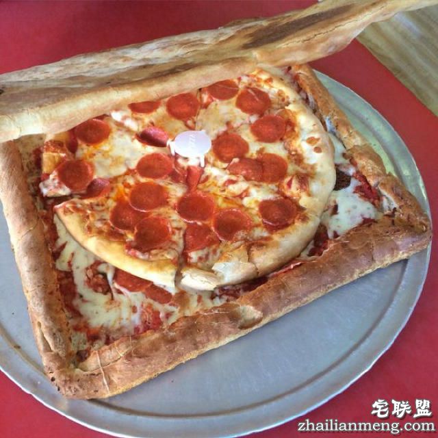 最良心披萨店，盒子竟是披萨做的，各种怪口味，店主还设计珠宝