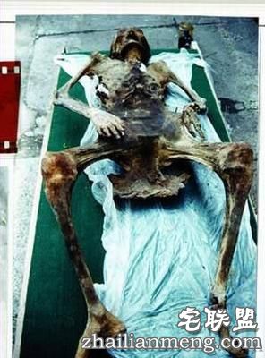 雪埋600年怀孕古尸产活女婴 胎儿活了72小时是真实的还是扯淡?