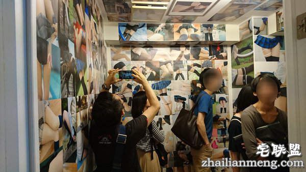 《大腿写真展》破坏力超强的大腿世界让生足控完全崩溃♥