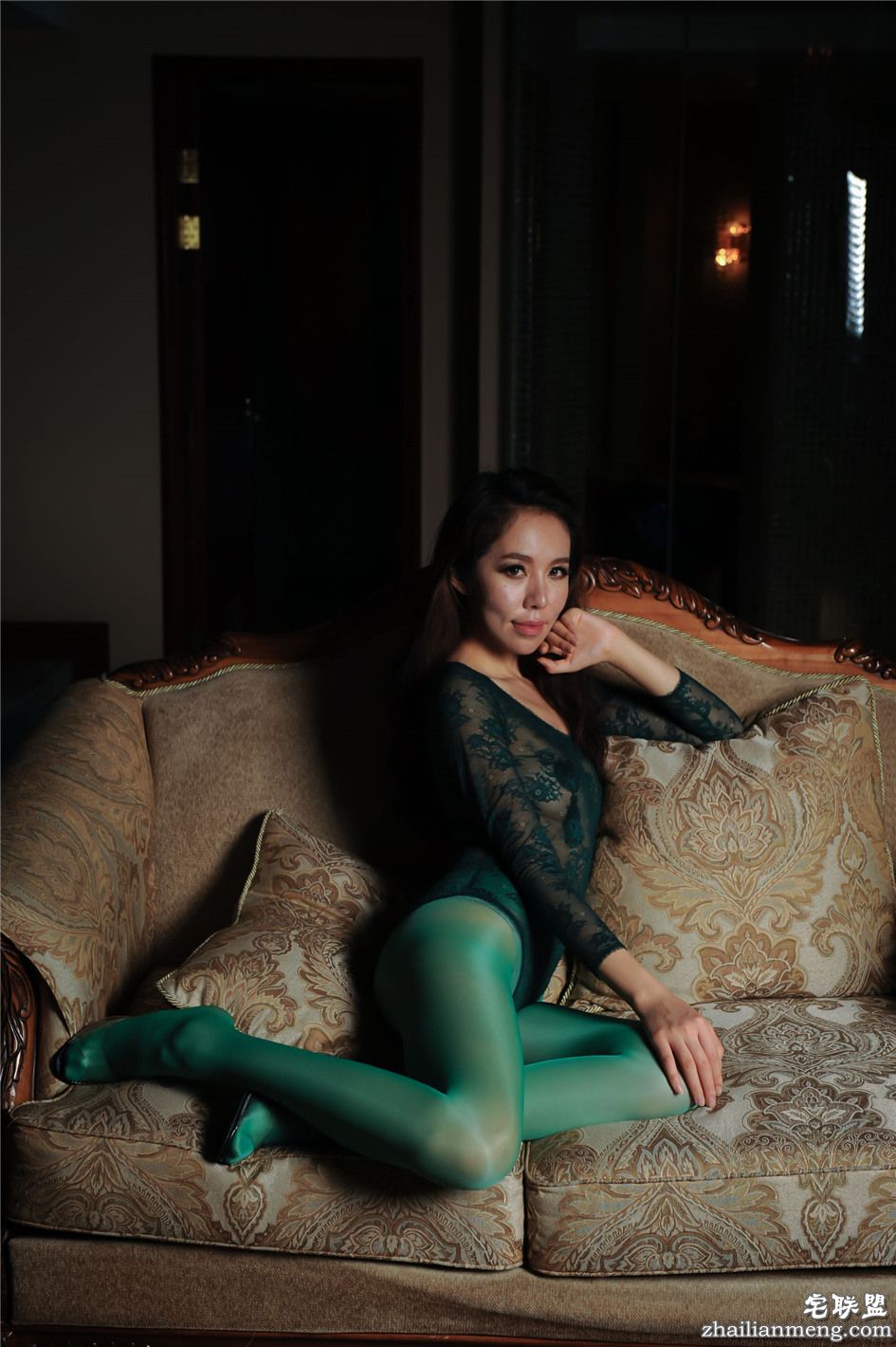 [丝间舞] 妖艳少妇性感绿丝另类摄影图片 NO.274第8张