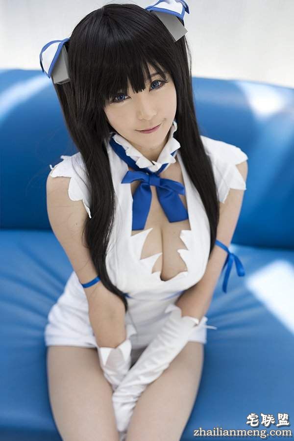 《宅宅爱COser》ミカル性感打扮成丰满的乳袋绳女神