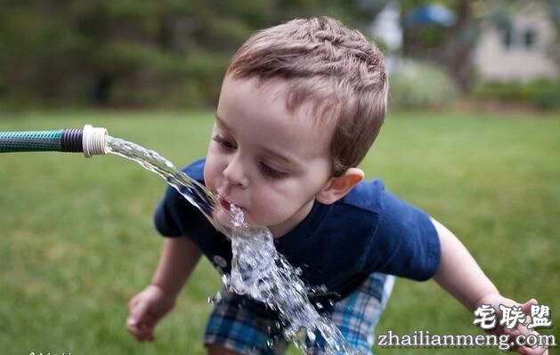 喝水小常识：多喝水的好处及喝水的最佳时间表