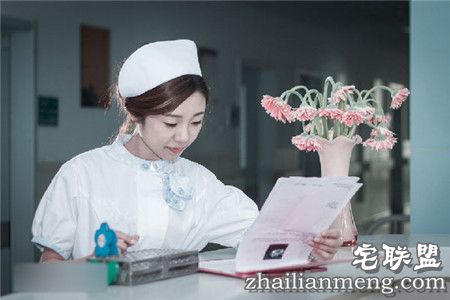 美女护士帮你捐精居然是用手 骚少们OUT了吧！