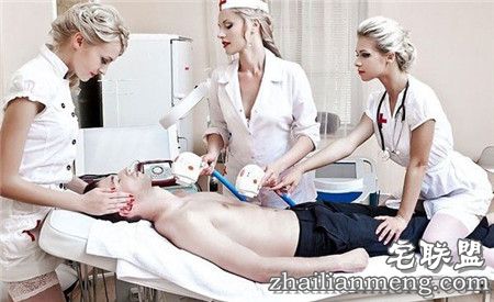 美女护士帮你捐精居然是用手 骚少们OUT了吧！