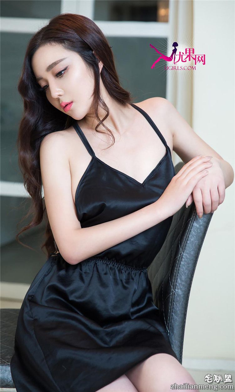 [尤果网] 婀娜精美<a href=https://www.zhailm.com/e/tags/?tagname=%E5%AB%A9%E6%A8%A1 target=_blank class=infotextkey>嫩模</a>白幽幽大胸<a href=/fuli/meinvtupian/ target=_blank class=infotextkey><a href=https://www.zhailm.com/e/tags/?tagname=%E7%BE%8E%E5%A5%B3 target=_blank class=infotextkey>美女</a>图片</a> 第319期第1张