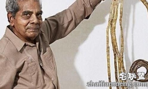 全球上最长的指甲62年不剪 网友:练了"九阴白骨爪"