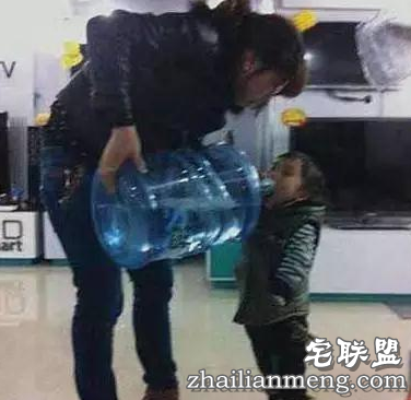 遭家暴30年不离婚，说：熬到打不动就好了。