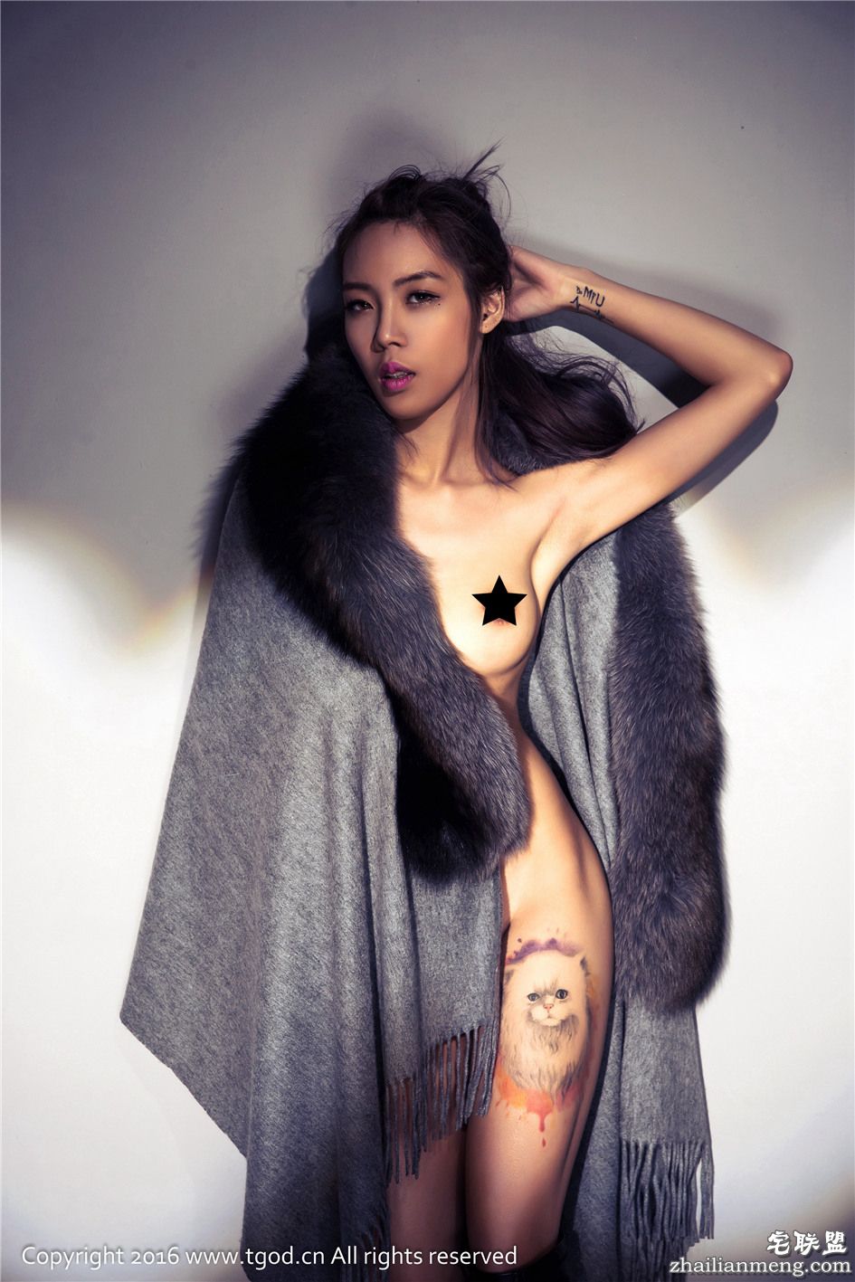 [推女神] 长发美女Meow喵喵哒情趣肚兜写真第二刊 第275期第8张