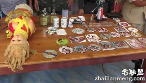 泰国和尚不淡定，竟在方丈房间里搜出充气娃娃！