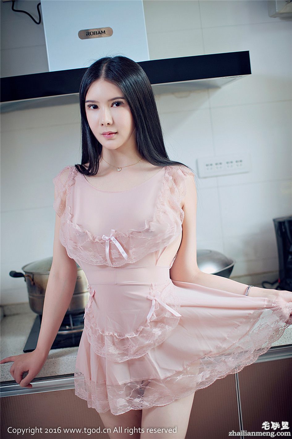 [推<a href=https://www.zhailm.com/e/tags/?tagname=%E5%A5%B3%E7%A5%9E target=_blank class=infotextkey>女神</a>] <a href=https://www.zhailm.com/e/tags/?tagname=%E6%80%A7%E6%84%9F target=_blank class=infotextkey>性感</a>美厨娘mm李丽莎爆乳肥臀居家<a href=https://www.zhailm.com/e/tags/?tagname=%E8%AF%B1%E6%83%91 target=_blank class=infotextkey>诱惑</a>图片 第319期第1张