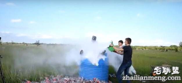 当可乐遇到薄荷糖，你一定想象不到有多震撼！