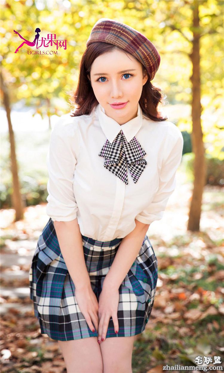 [尤果网] 大胸性感嫩模陈宝拉秋日户外唯美风摄影图片 第359期第3张