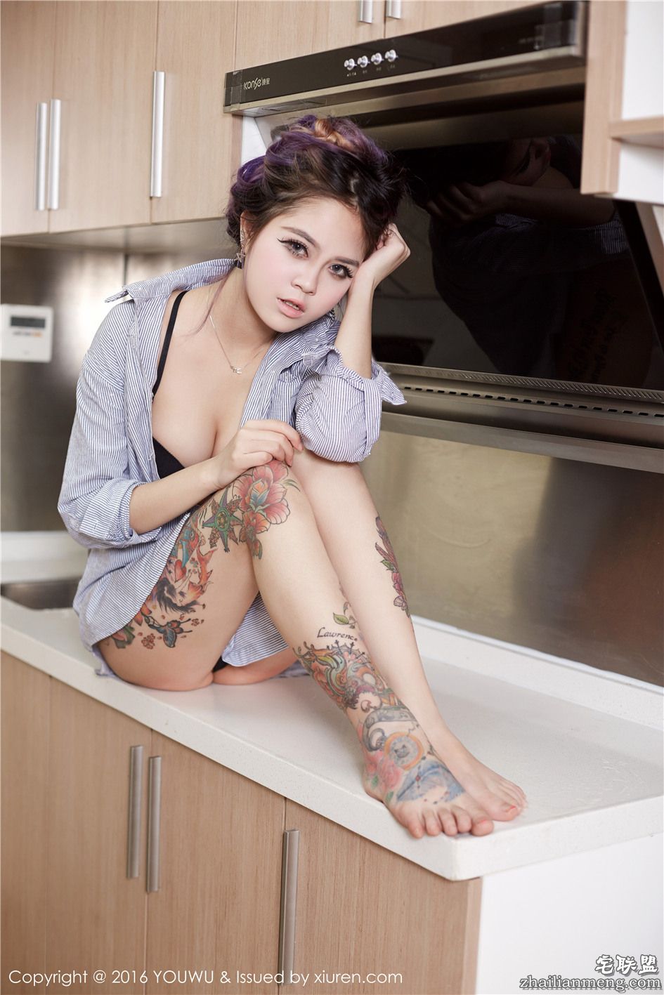 [尤物馆] 性感妖艳美女美贤子非主流刺青居家诱惑图片 VOL.008第6张
