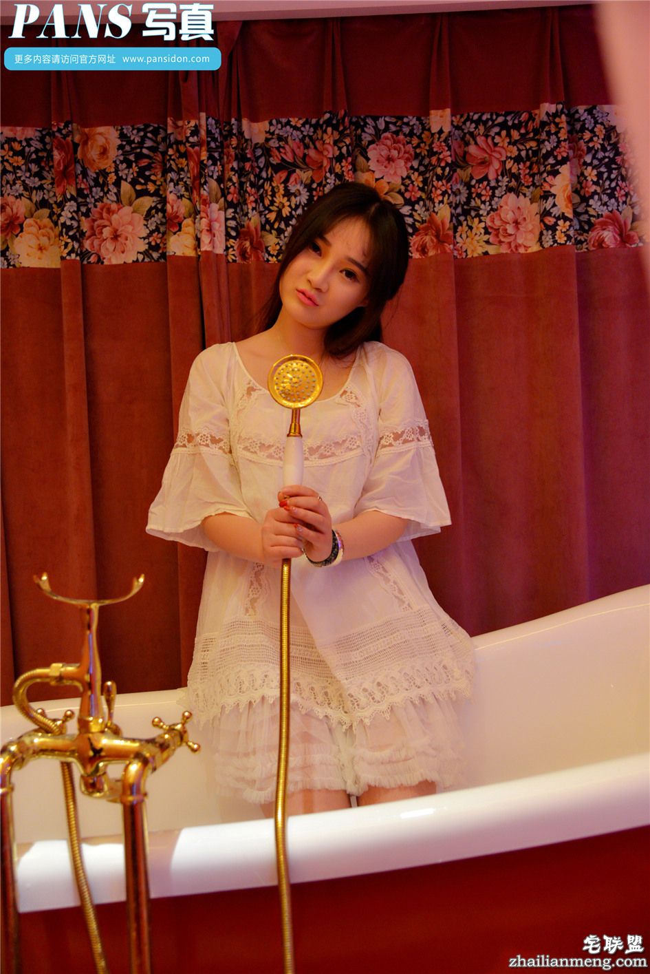 [PANS] 粉嫩美眉水水可爱娃娃裙浴缸个性摄影 第548期第29张