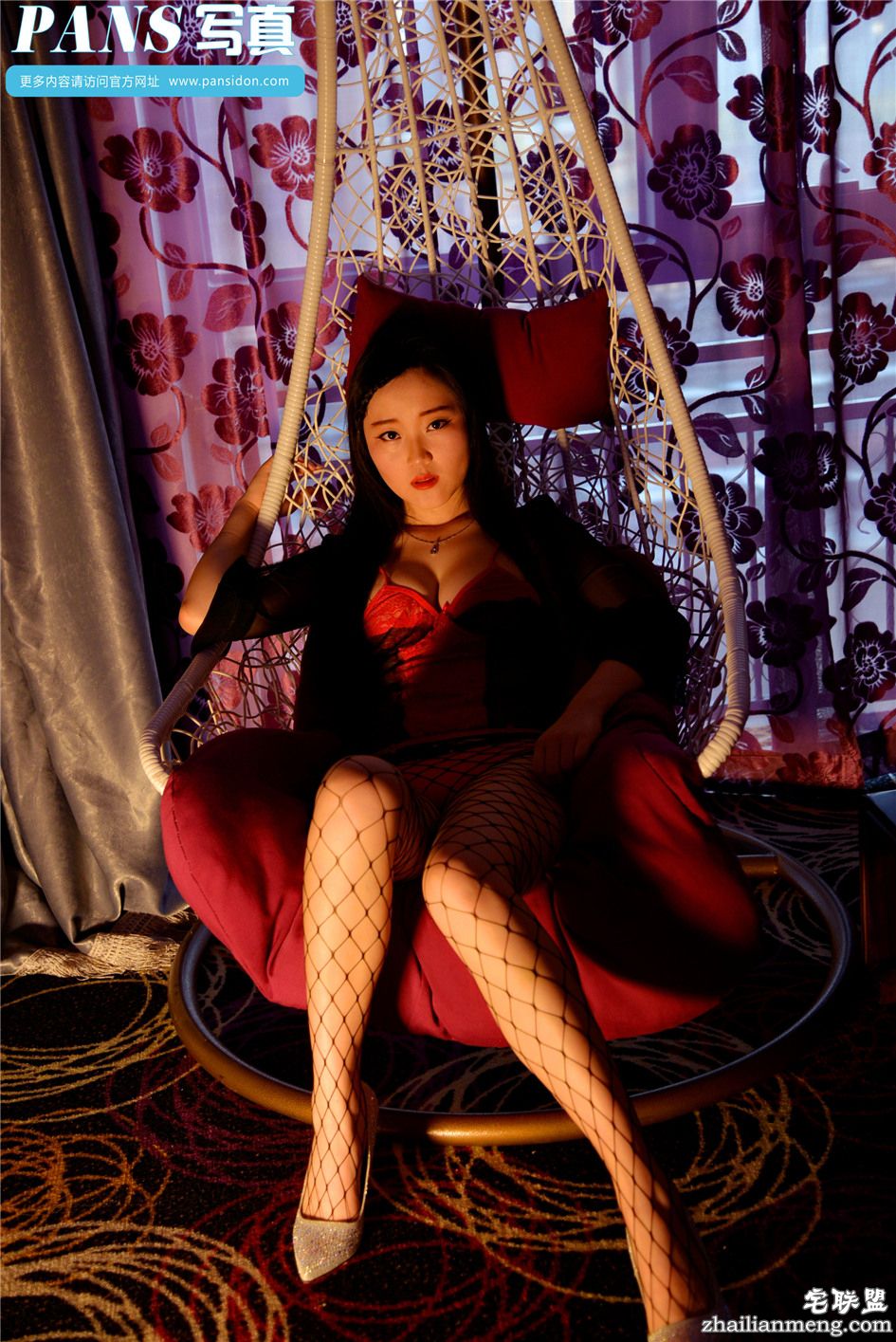 [PANS] 国内私模小鱼渔网袜<a href=https://www.zhailm.com/e/tags/?tagname=%E7%BE%8E%E8%85%BF target=_blank class=infotextkey>美腿</a>室内摄影图片 第549期第1张