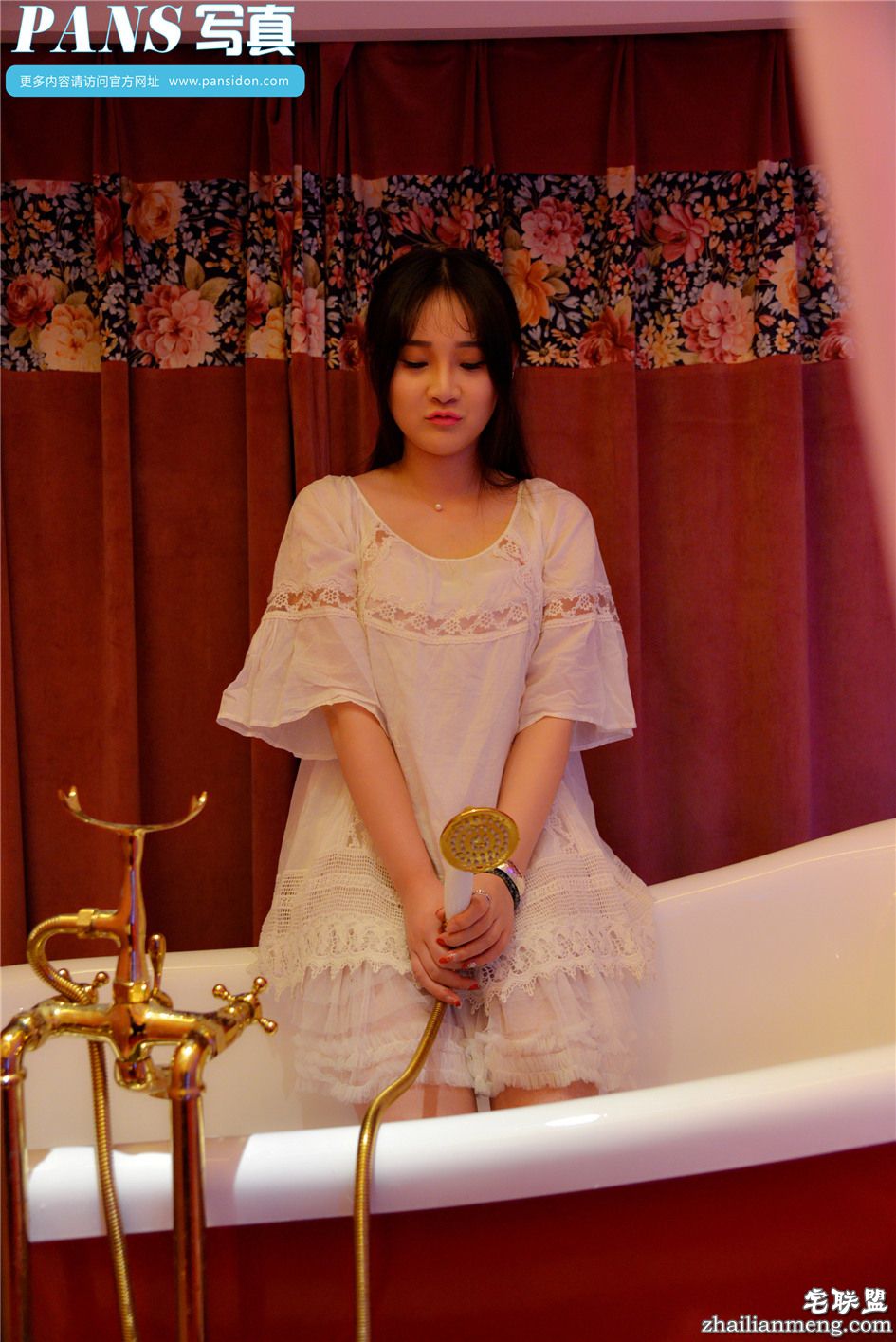 [PANS] 粉嫩美眉水水可爱娃娃裙浴缸个性摄影 第548期第28张