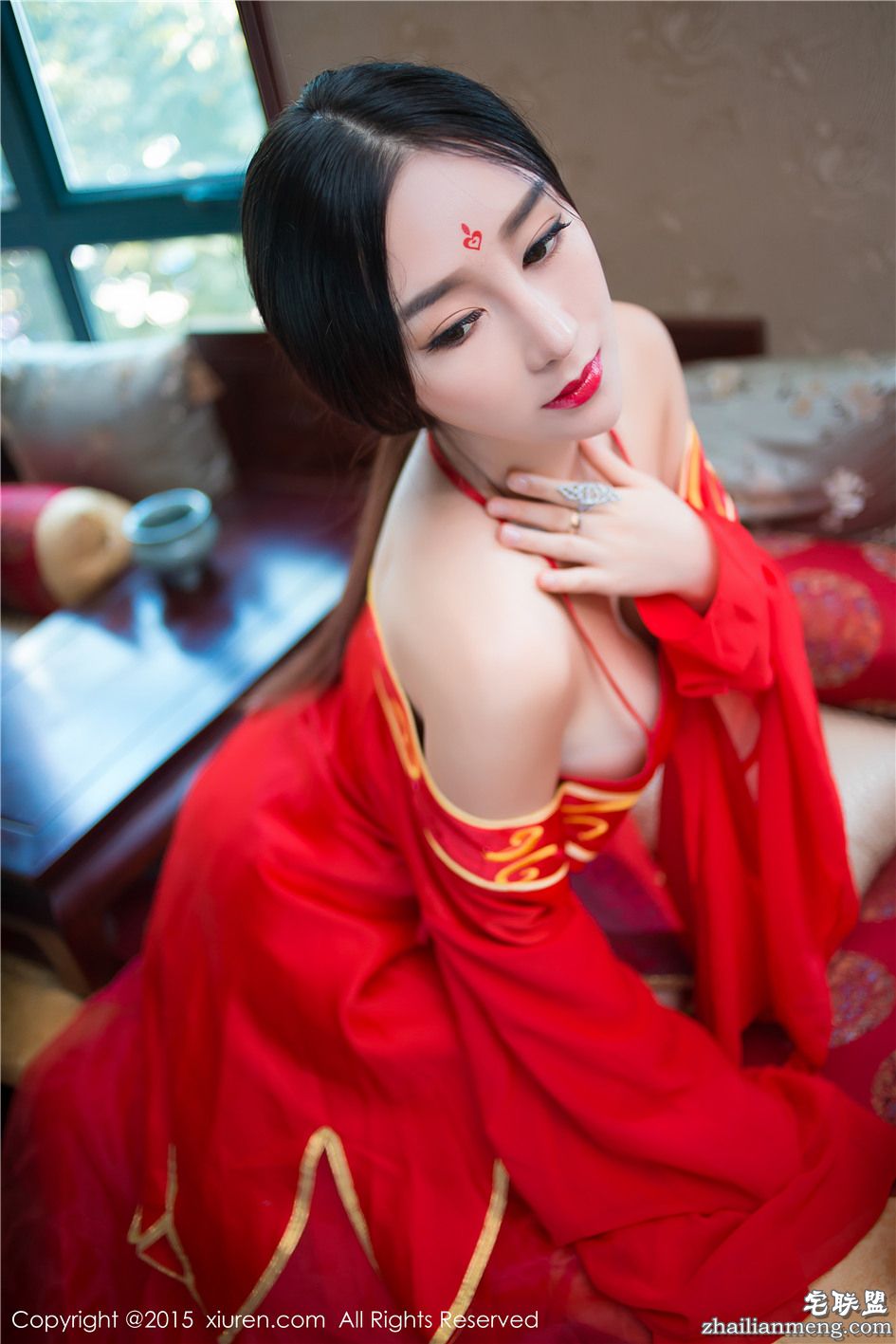 [秀人网] 妖艳古装美女邹晶晶白皙美乳绝色人体艺术照 第459期第6张