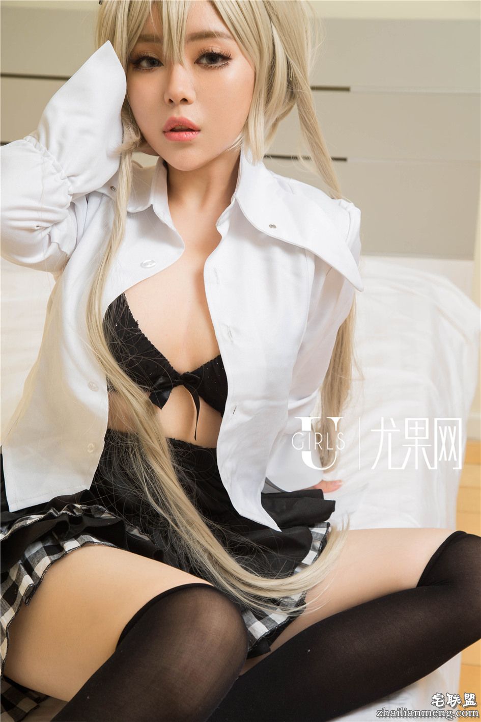 [尤果网] 可爱90后<a href=https://www.zhailm.com/e/tags/?tagname=%E7%BE%8E%E5%A5%B3 target=_blank class=infotextkey>美女</a>素衣Lia<a href=https://www.zhailm.com/e/tags/?tagname=CosPlay%E7%BE%8E%E5%A5%B3 target=_blank class=infotextkey>CosPlay</a>服装秀图片 第378期第1张