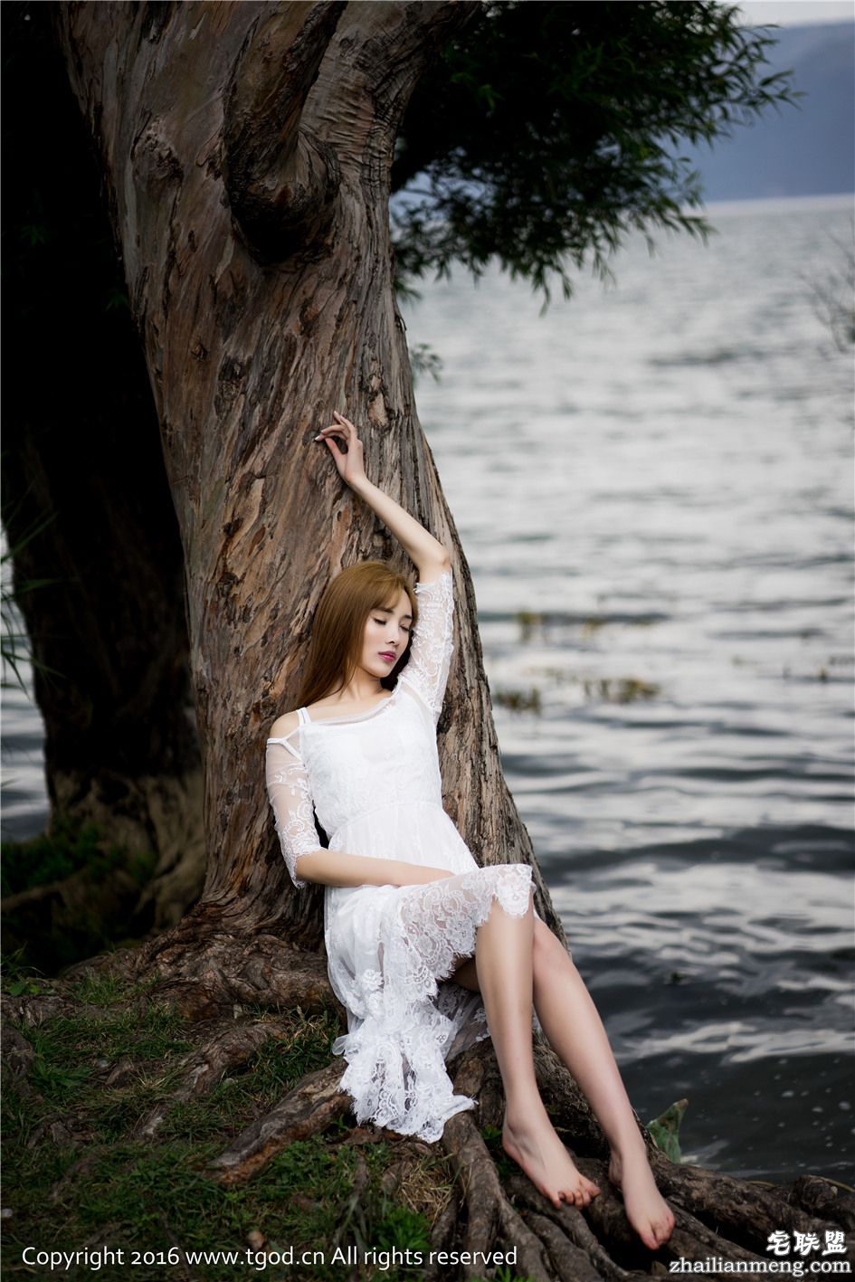 [推<a href=https://www.zhailm.com/e/tags/?tagname=%E5%A5%B3%E7%A5%9E target=_blank class=infotextkey>女神</a>] 养眼<a href=https://www.zhailm.com/e/tags/?tagname=%E7%BE%8E%E5%A5%B3 target=_blank class=infotextkey>美女</a>土肥圆矮大理<a href=https://www.zhailm.com/e/tags/?tagname=%E6%9E%81%E5%93%81 target=_blank class=infotextkey>极品</a><a href=https://www.zhailm.com/e/tags/?tagname=%E7%BE%8E%E8%87%80 target=_blank class=infotextkey>美臀</a>旅拍第二刊套图 第354期第1张