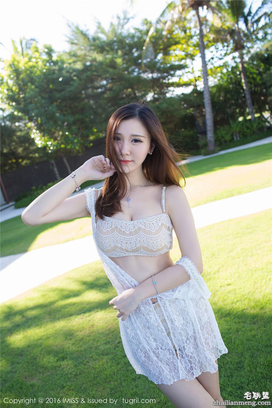 [爱蜜社] 高清养眼美女淼淼萌萌哒时尚公主裙写真图片 VOL.102第7张