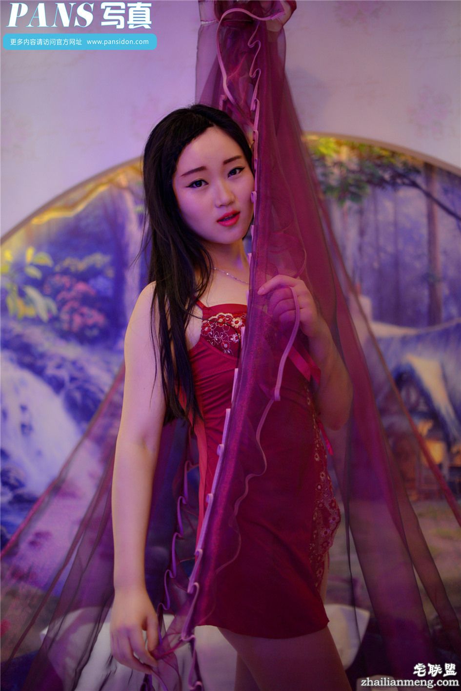 [PANS] 优雅大方美女小鱼白皙美乳私房诱惑 第558期第7张