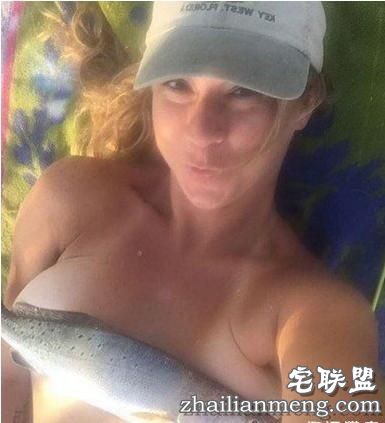 外国妹子最近流行的“鱼胸罩”竟然是这样的……