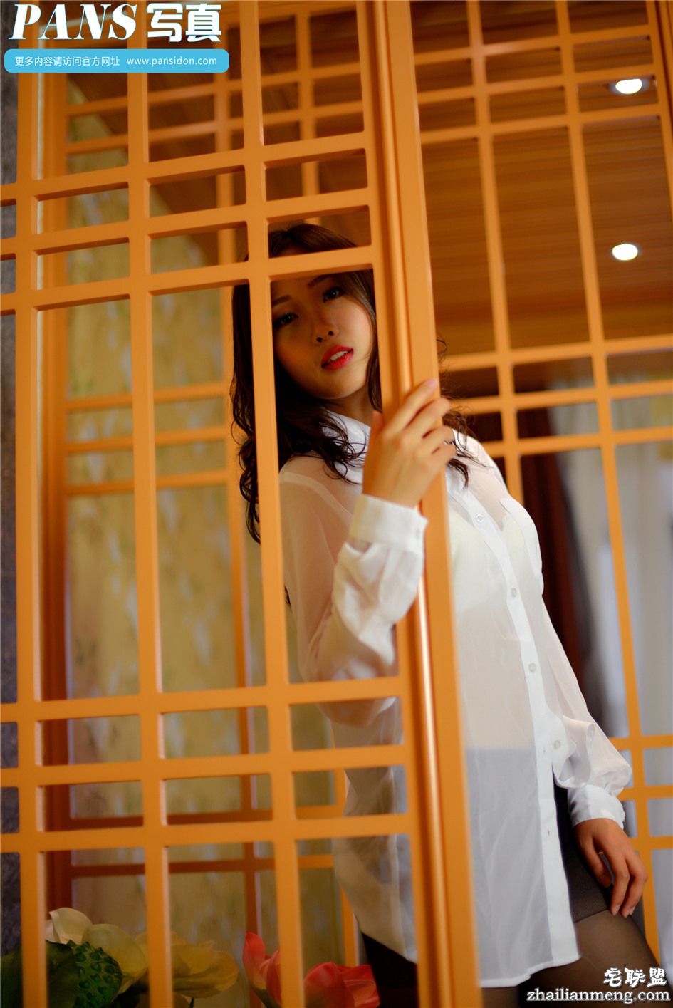 [PANS] 白衬衫美女糊糊丝袜美腿写真图片 第560期第6张