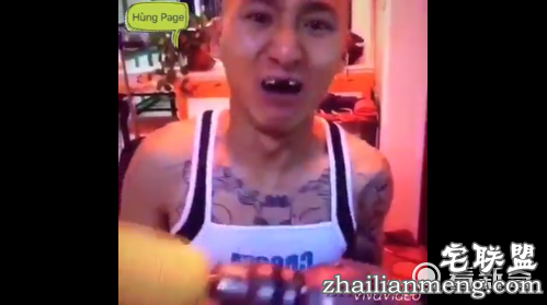 小伙表演电钻啃玉米