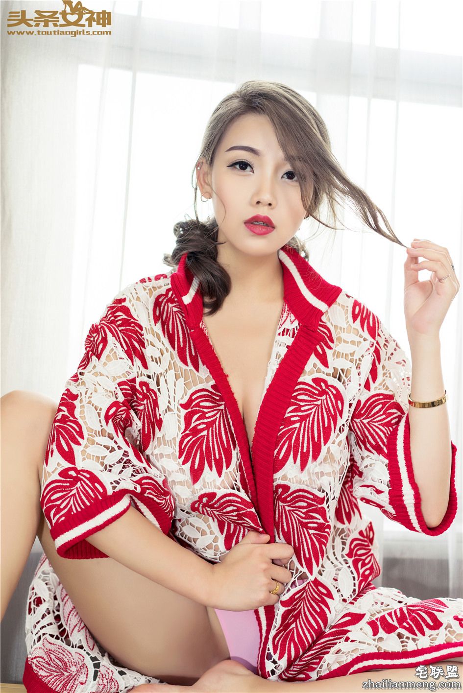 [头条<a href=https://www.zhailm.com/e/tags/?tagname=%E5%A5%B3%E7%A5%9E target=_blank class=infotextkey>女神</a>] 风骚<a href=https://www.zhailm.com/e/tags/?tagname=%E5%B7%A8%E4%B9%B3 target=_blank class=infotextkey>巨乳</a><a href=https://www.zhailm.com/e/tags/?tagname=%E7%BE%8E%E5%A5%B3 target=_blank class=infotextkey>美女</a>阳阳浴室大胆人体极致<a href=https://www.zhailm.com/e/tags/?tagname=%E8%AF%B1%E6%83%91 target=_blank class=infotextkey>诱惑</a> 第025期第1张