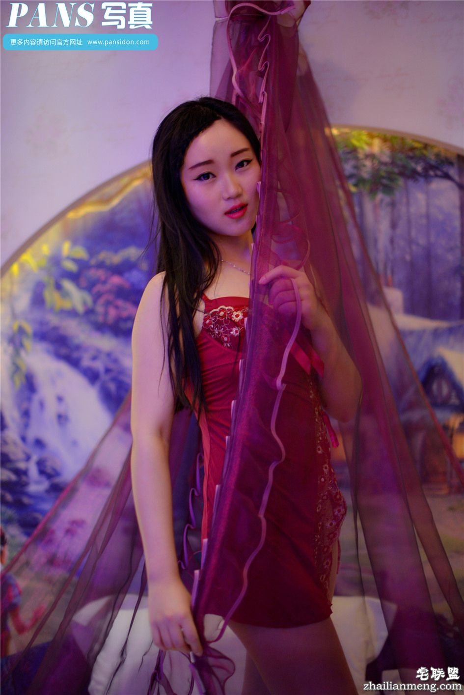 [PANS] 优雅大方美女小鱼白皙美乳私房诱惑 第558期第6张