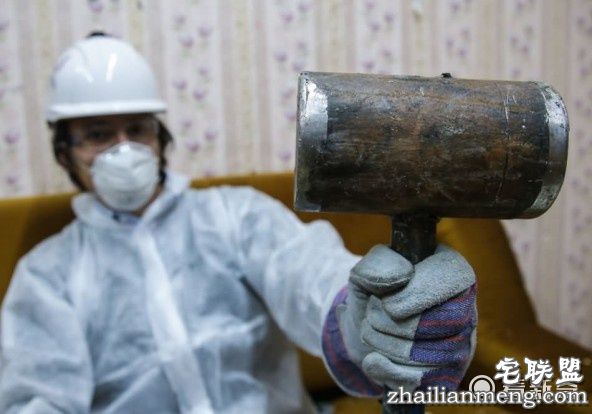 想减压来这里！想砸什么砸什么让你一次砸个够