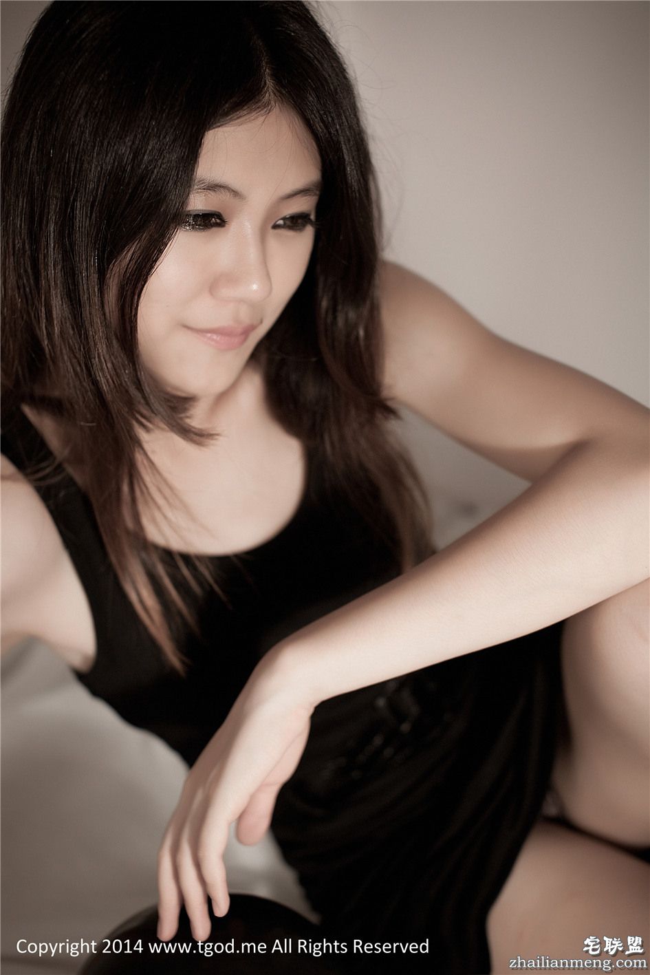 [推<a href=https://www.zhailm.com/e/tags/?tagname=%E5%A5%B3%E7%A5%9E target=_blank class=infotextkey>女神</a>] <a href=https://www.zhailm.com/e/tags/?tagname=%E5%86%99%E7%9C%9F target=_blank class=infotextkey>写真</a><a href=https://www.zhailm.com/e/tags/?tagname=%E6%A8%A1%E7%89%B9 target=_blank class=infotextkey>模特</a>猫猫个人艺术摄影 第445期第1张