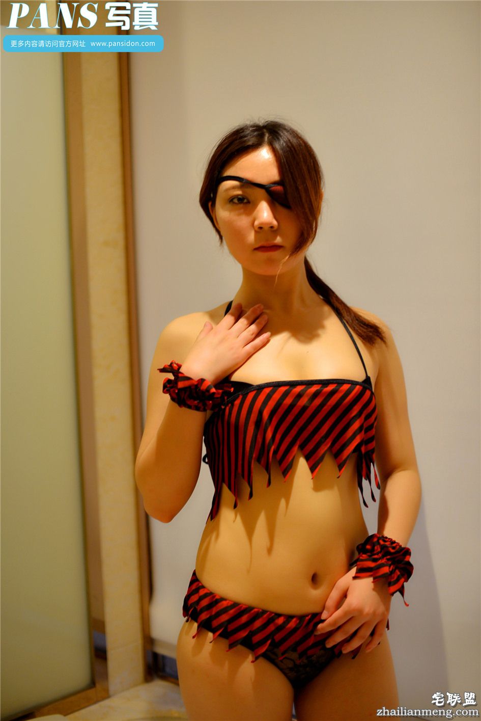 [PANS] 美胸内衣<a href=https://www.zhailm.com/e/tags/?tagname=%E7%BE%8E%E5%A5%B3 target=_blank class=infotextkey>美女</a>熙熙浴室照 第570期第1张