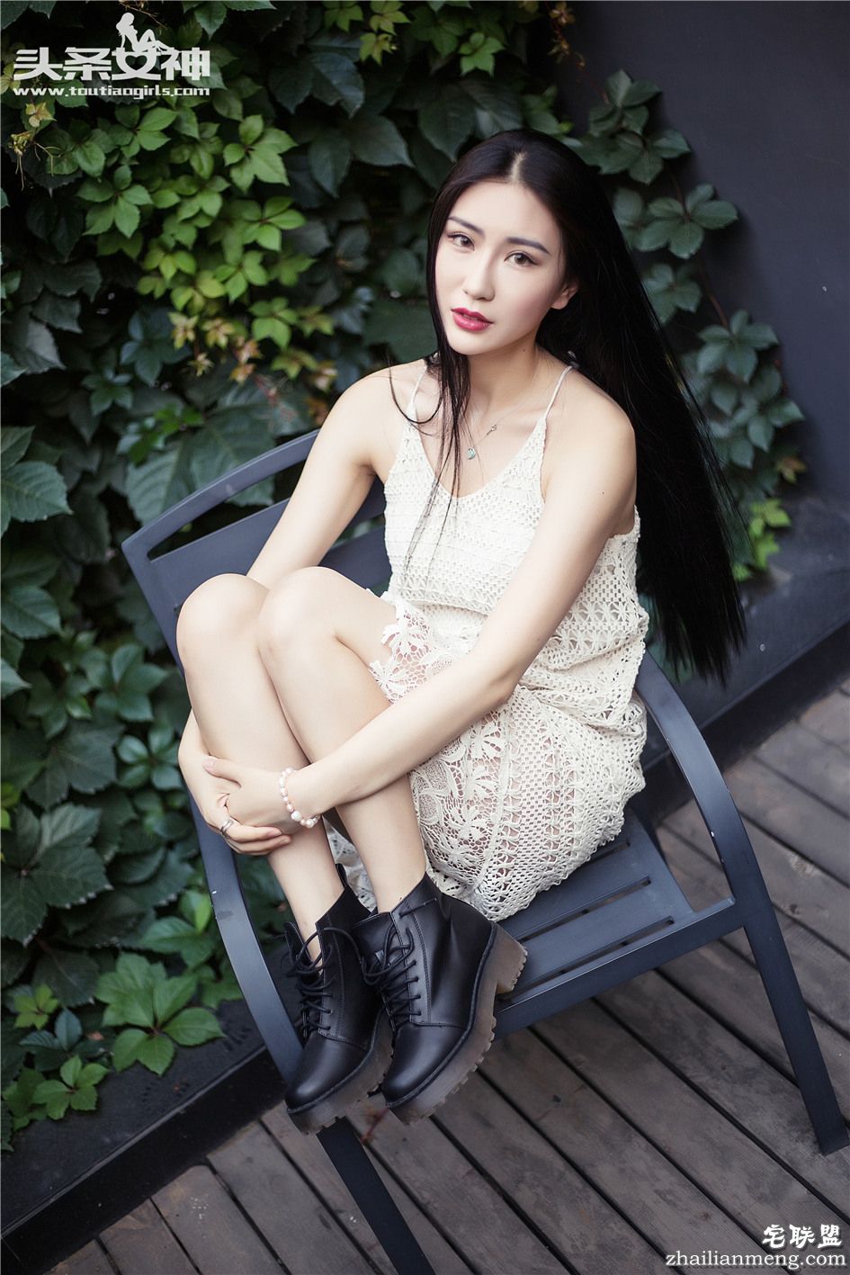 [头条女神] 文艺清纯美女关瑷妮个性写真 第119期第4张