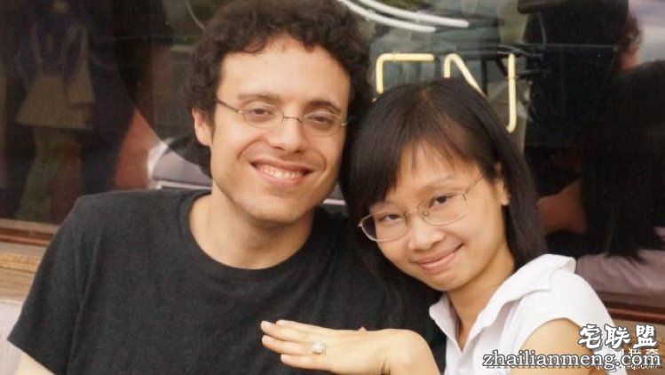 相恋结婚9年后，我的丈夫变成了我的妻子