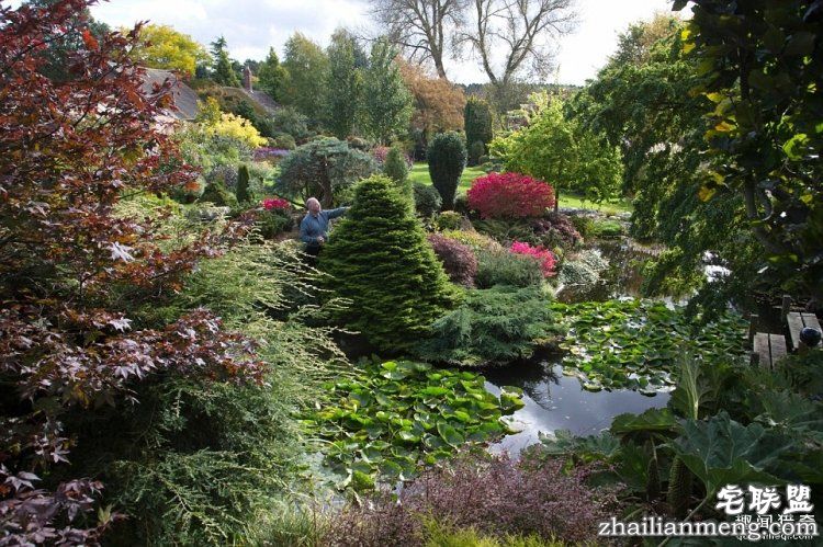 英国爸爸花费25年，打造浪漫秘密花园