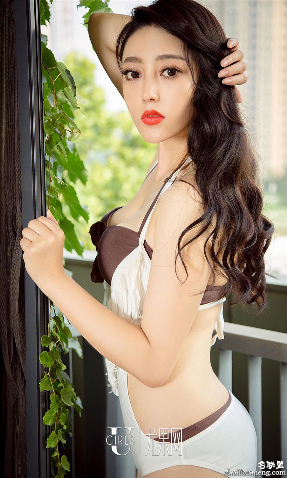 [尤果网]  90后人气嫩模米雪黑色蕾丝写真 第471期第9张