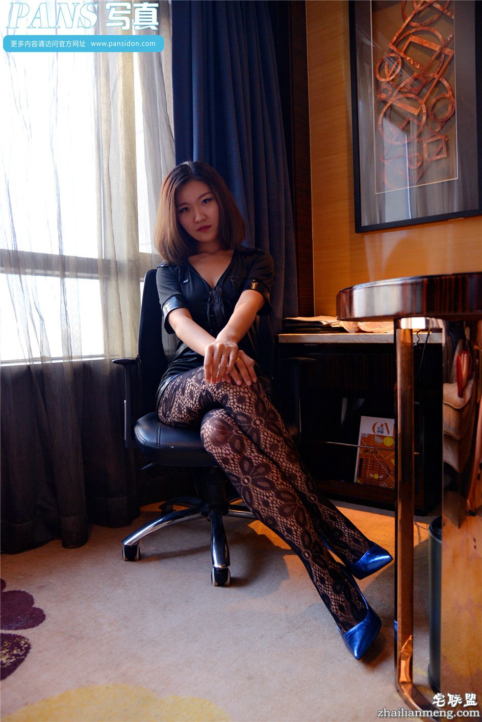 [PANS] 短发<a href=https://www.zhailm.com/e/tags/?tagname=%E7%BE%8E%E5%A5%B3 target=_blank class=infotextkey>美女</a>柚子情趣制服网袜高跟<a href=https://www.zhailm.com/e/tags/?tagname=%E8%AF%B1%E6%83%91 target=_blank class=infotextkey>诱惑</a> 第606期第1张